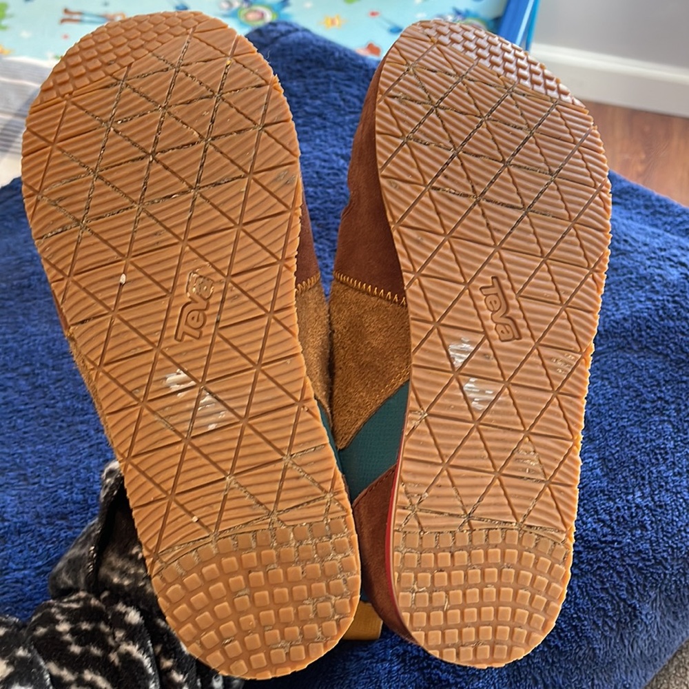 Teva Highlander - Picture 3 of 3